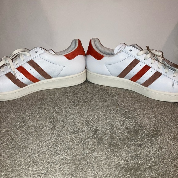Adidas superstars size 10 men’s, Orange and Brown, Brand New - Picture 4 of 7